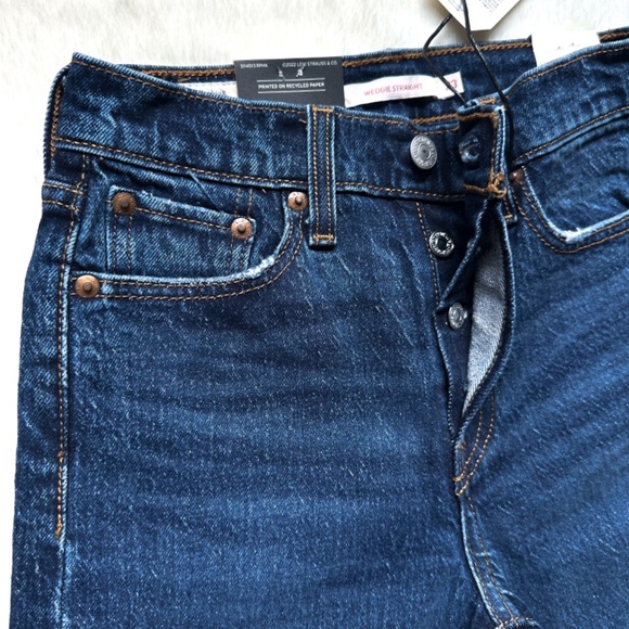 Levis Premium Wedgie Straight High Rise Button Fly Salsa Roll Stretch Jeans - Picture 5 of 12